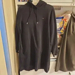 Tommy Hilfiger フード付きパーカー M ダークグレー