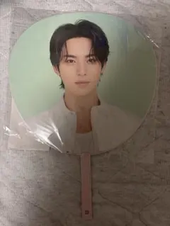 SEVENTEEN ジュン Holiday Collection ミニうちわ SEVENTEEN ジュン うちわ HOLIDAY - メルカリ