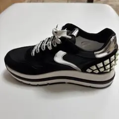 VOILE BLANCHE ブラックスニーカー
