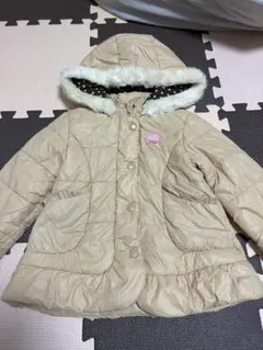 フード付きベージュ中綿コート　ミキハウス　ベージュ