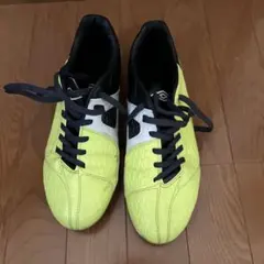 Umbro サッカーシューズ イエロー/ブラック　26.5cm