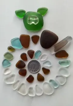 良質天然シーグラス 30個セット(ツートン1つ)＋緑のブタのようなシーグラス