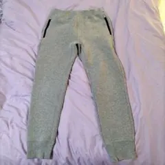 グレー スウェットパンツ サイドポケット付き