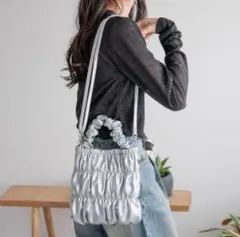 シャーリングショルダーバッグ