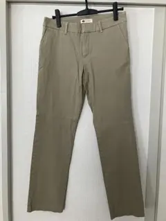 ベージュ ストレート チノパン