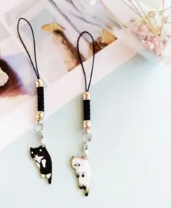 【ネコ】キーホルダー　チャーム　2点セット　ストラップ　ねこ雑貨