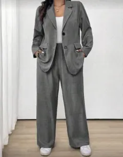 カジュアルスーツ