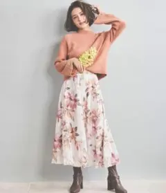 Noela　美品　カットジャガード花柄スカート　オレンジ　ピンクのサムネイル