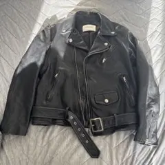 黒 レザー ライダースジャケット