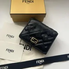 542 美品 FENDI フェンディ 2つ折り財布