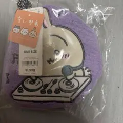 ちいかわ　GU ポーチ　うさぎのサムネイル