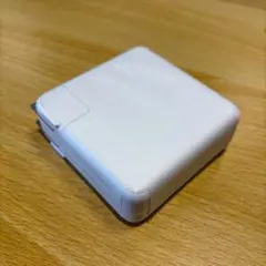 Apple 96W USB-C電源アダプタ MacBook Pro対応