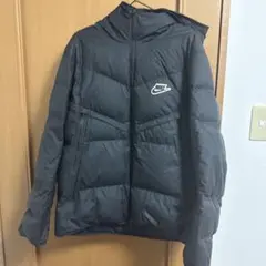 Nike ブラック ダウンジャケット フード付き