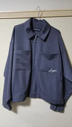 ダークグレー ジップアップジャケット