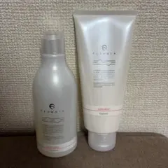 フローディア スリークモイスト シャンプー＆トリートメントのサムネイル