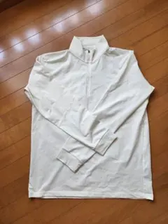 UNIQLO　ドライEXUVカットハーフジップTシャツ①のサムネイル