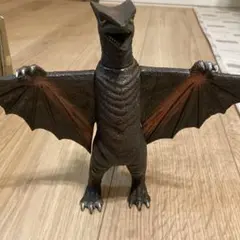 バンダイ ギャオスソフビ