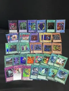 遊戯王OCG 初期カード 11枚セット 青眼の白龍 ガール 死者蘇生 まとめ売り 遊戯王OCG 初期カード 11枚セット 青眼の白龍 ガール 死者蘇生 まとめ