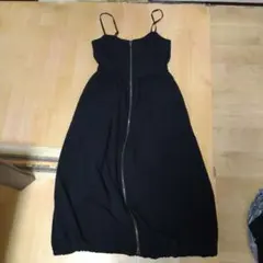 週末処分☆　GU　レディース　ワンピース　ブラック　サイズS