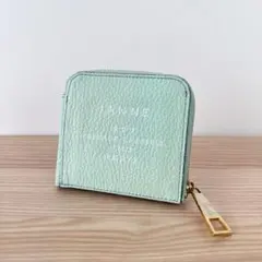 【極美品✨️】IANNE イアンヌ LOGO パル ミニ財布 エッセンシャルミント 抜群の収納力！IANNE史上最も使いやすいコンパクトな二つ折り