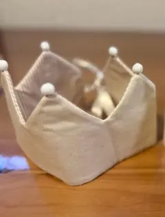 ベビークラウン 王冠 ハーフバースデー 誕生日 赤ちゃん SNS ハンドメイド