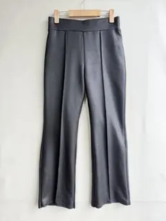 美品 アベイル　SUREVE　レディース　レザー調　ワイドパンツ　ブラック　L