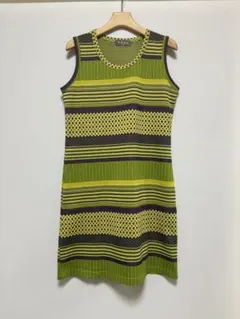 ノースリーブ チュニック 緑と黒のストライプ