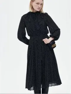 新品 ミラ オーウェン ラッフルデザインプリーツジョゼットワンピース　卒業式