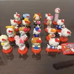 ハローキティ　チョコエッグ　コラボレーション　コンプリート　フィギュア　サンリオ