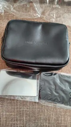 新品未使用 COMME CA DU MODE ブラック ポーチ ミラー付き
