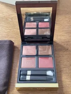 ⭐︎箱付き TOM FORD アイシャドウパレット アイプライマー セット