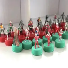 匿名配送！25個フィギュア 仮面ライダーボトルキャップ