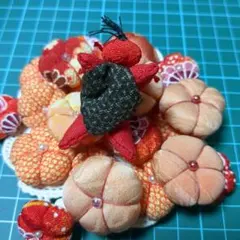 No769 オレンジ系梅花とおさるっこ