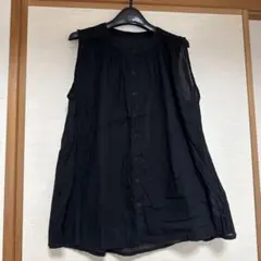 黒ノースリーブシャツ M-L