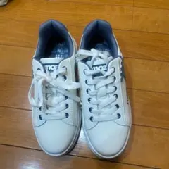 moz スニーカー ホワイト ネイビーのサムネイル