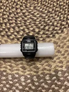 CASIO イルミネーター ブラック 腕時計のサムネイル