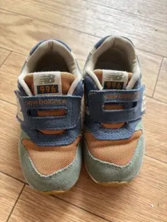 Item thumbnail for item 12504058-436a-41e4-b0fd-f059b630dc2f