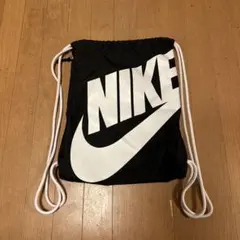 NIKE ナップザック　黒/白
