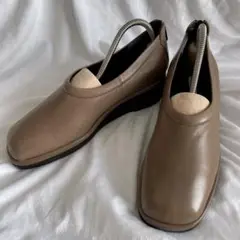 美品✨ヨシト スリッポン レザー バックジップ　ブラウン