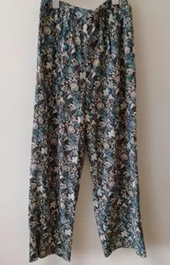 URBAN RESEARCH DOORS 花柄パンツ（茶色）