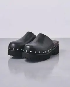 美品 ユナイテッドトウキョウ シュリンクレザー サボ サンダル ブラック 美品 ユナイテッドトウキョウ シュリンクレザー サボ サンダル