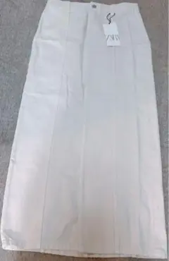 ZARA⭐︎スリット入りデニムスカート