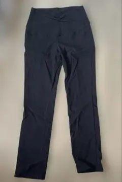 マタニティズボン　黒パンツ　妊婦