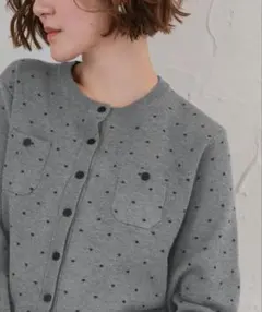 ur's グレー　ボタン付きカーディガン