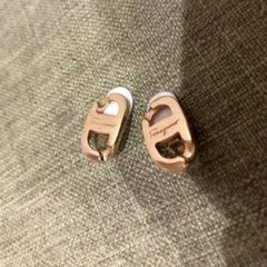 ● Ferragamo フェラガモ イヤリングのサムネイル