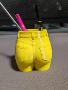 プリケツ‼️ショートパンツ型ペン立て 黄色のサムネイル