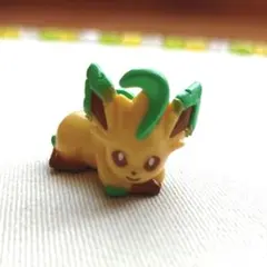 ポケモン びっくらたまご イーブイフレンズ ゆったりタイム リーフィア