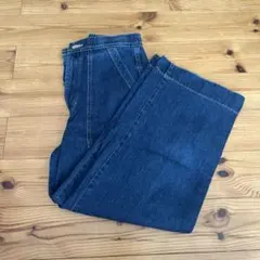 レディース デニムパンツ ワイドシルエット ウエストゴム　UNIQLO