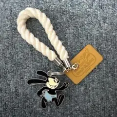 【タグ付き未使用】ディズニー オズワルド マフラー ストラップ チェーン タグ付き未使用】ディズニー オズワルド マフラー ストラップ