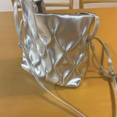 ショルダーバッグ　（巾着）